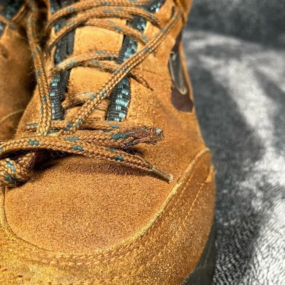 Nike ACG Air Vintage Hiking Boots men’s Size 7.5 Brown Leather Ankle Trail Cam